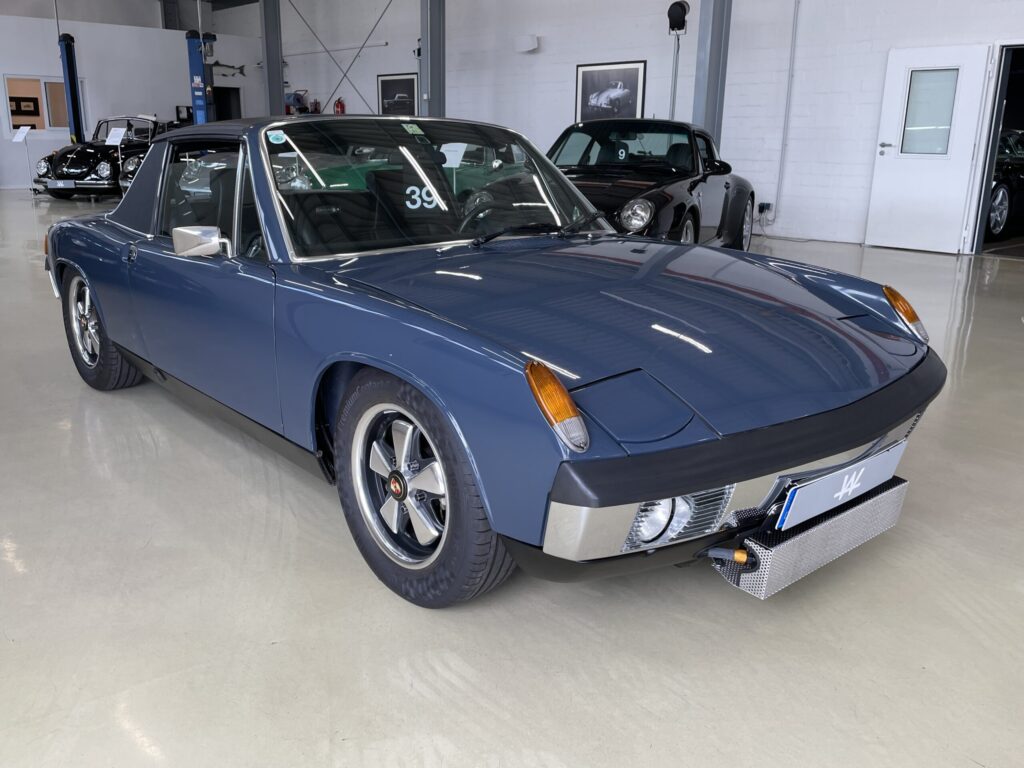 Blauer Porsche 914-6 von Herbert Grönemeyer